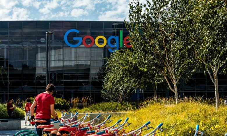 Google ha reducido algunas tarifas de la tienda de aplicaciones en medio de las críticas.